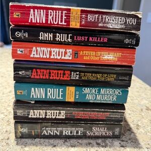 Ann Rule Book Collection